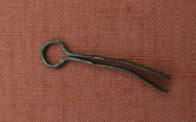 Tweezers